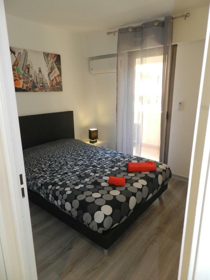 Beautiful 1 Bedroom Flat Nizza Esterno foto